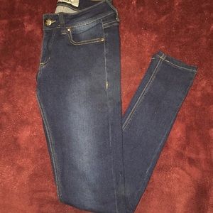 UWD JEANS